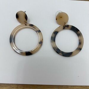 Tortoise Shell Hoop Earrings